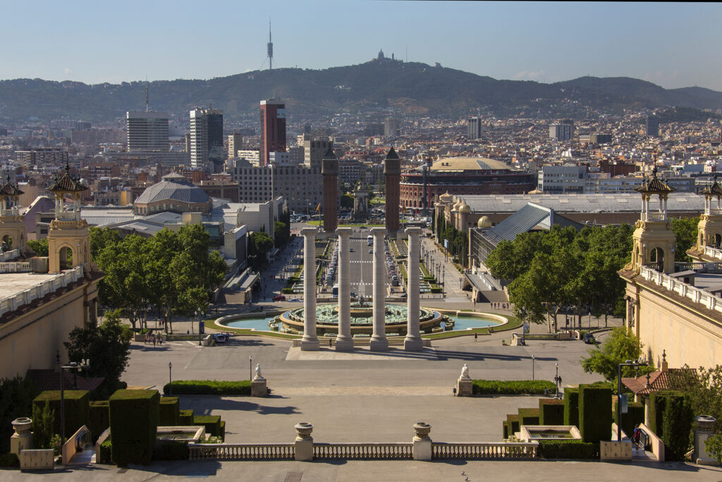 Huvudbild över Barlceona stad i Spanien